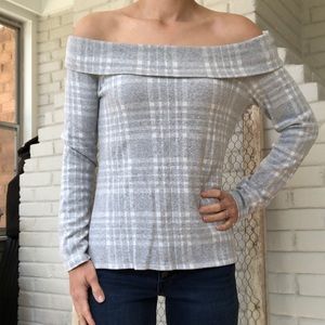 Cozy off the shoulder gray sweater.